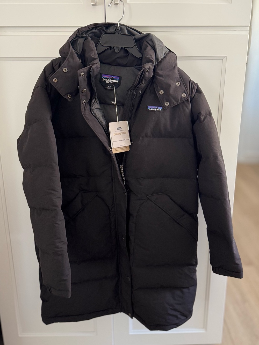 NWT Patagonia Black Downdrift Parka - Picture 3 of 8